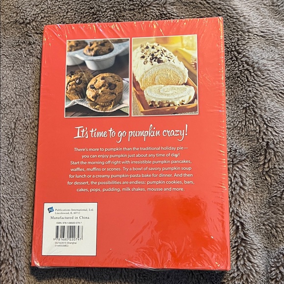Pumpkin Cookbook NEW - Picture 2 of 2